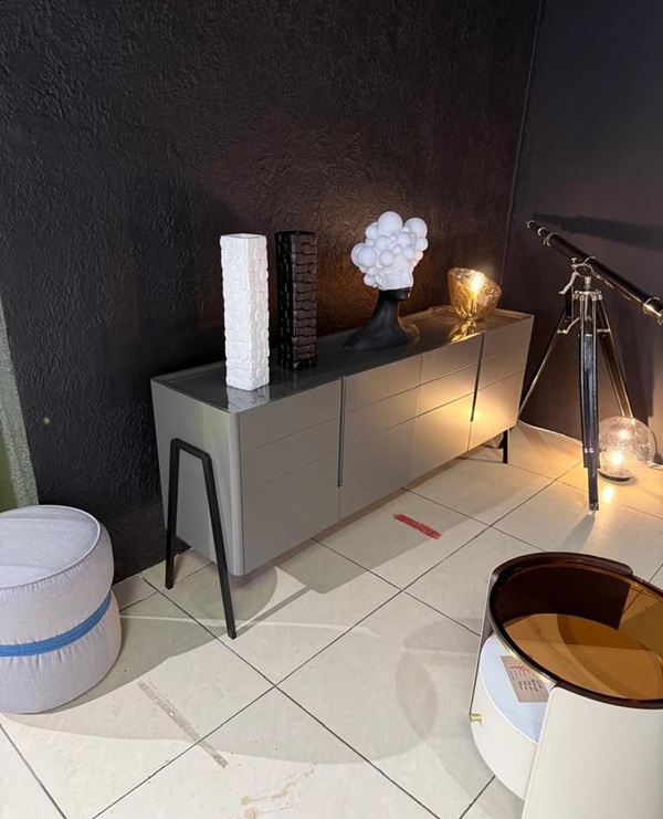 new-tumba-pod-tv-amedeo-25