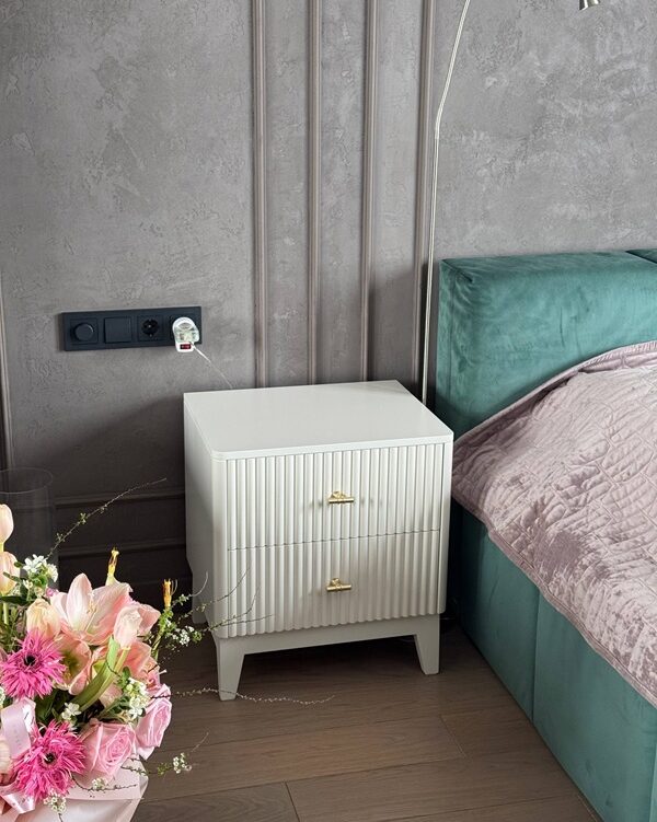 prikrovatnaya-tumba-lili-vp