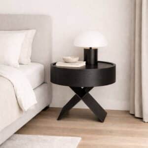 prikrovatnaya-tumba-rigga-1